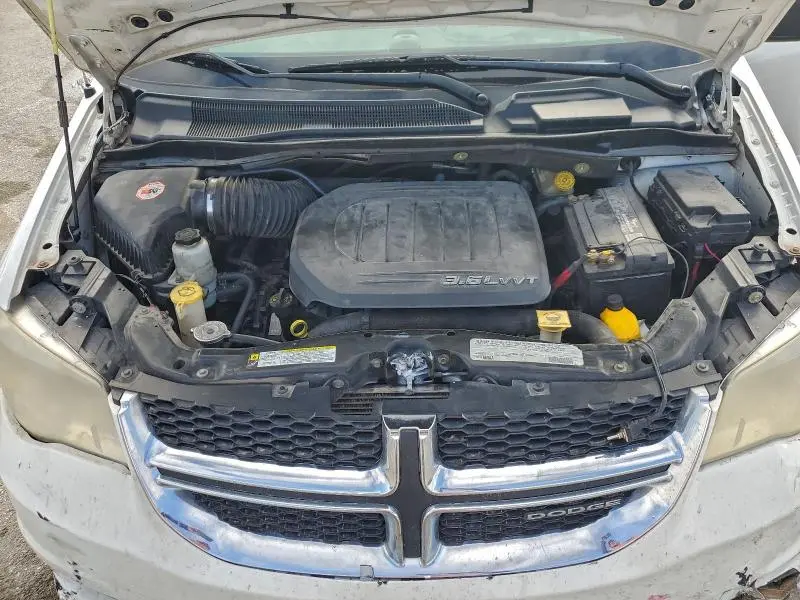 2012 DODGE GRAND CARAVAN SE  