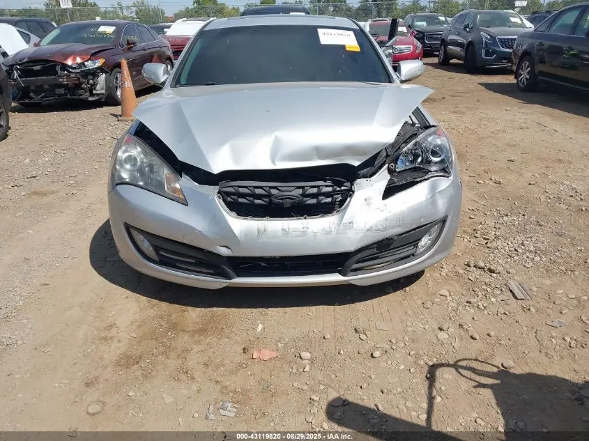 2012 HYUNDAI GENESIS 3.8 TRACK