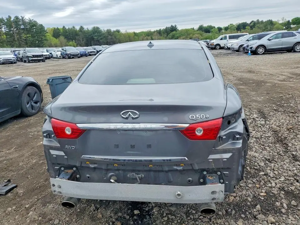 2015 INFINITI Q50 BASE  