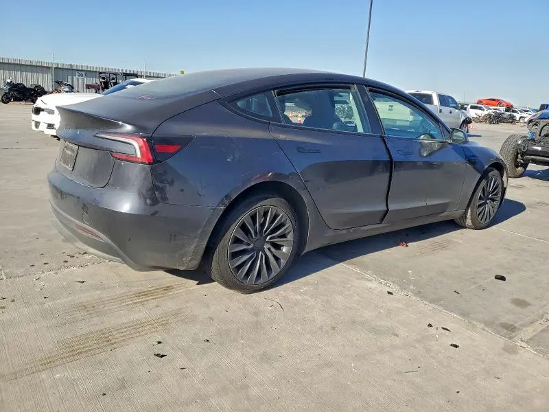 2024 TESLA MODEL 3   