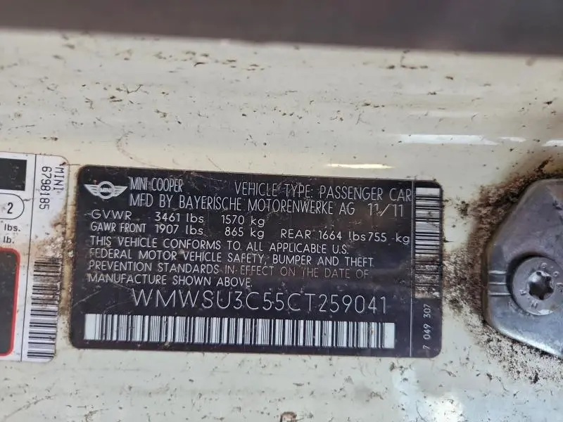 2012 MINI COOPER   