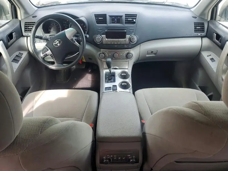 2012 TOYOTA HIGHLANDER BASE  