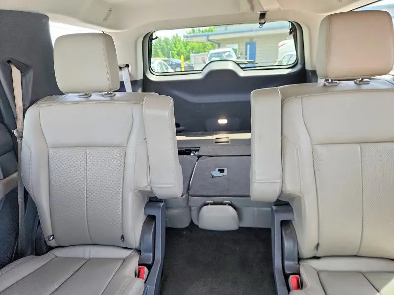 2021 FORD EXPEDITION XLT  