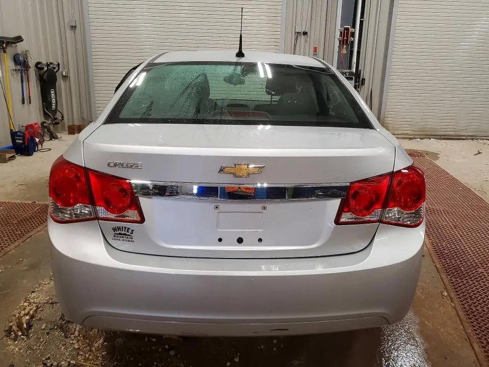 2011 CHEVROLET CRUZE LS  