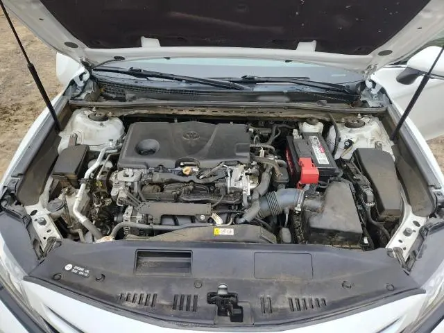 2019 TOYOTA CAMRY XSE  