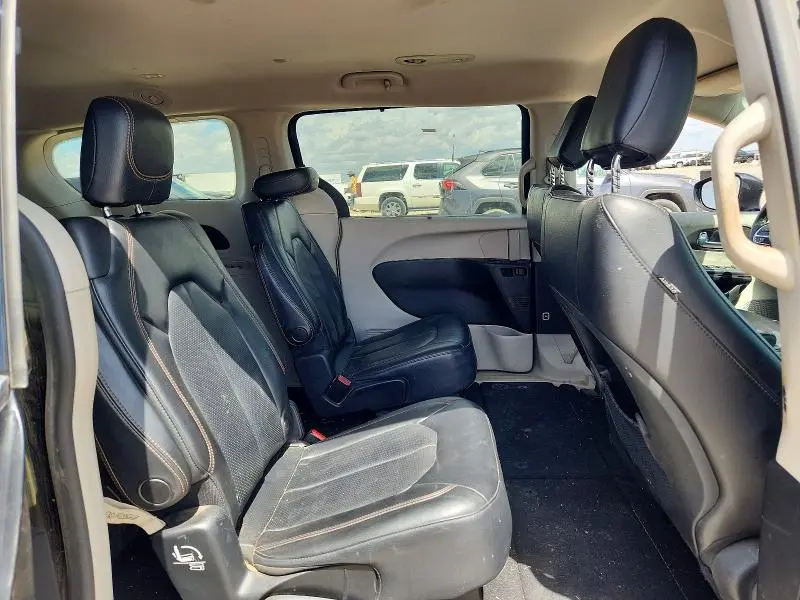 2019 CHRYSLER PACIFICA TOURING L  