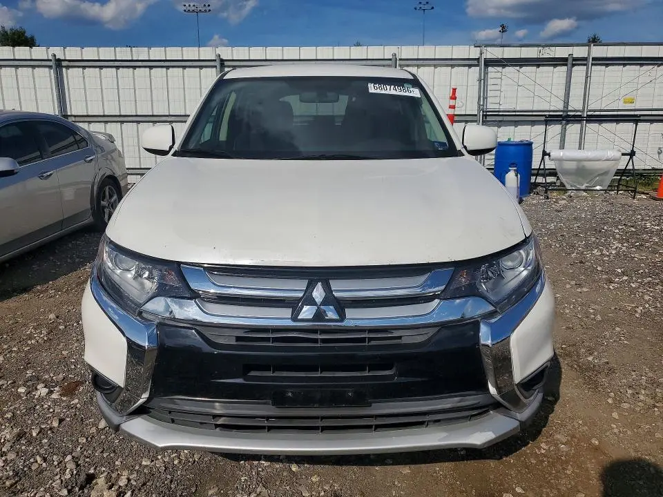 2017 MITSUBISHI OUTLANDER ES  