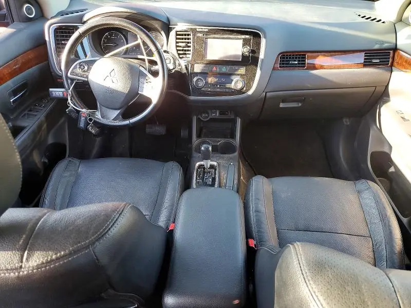 2015 MITSUBISHI OUTLANDER SE  