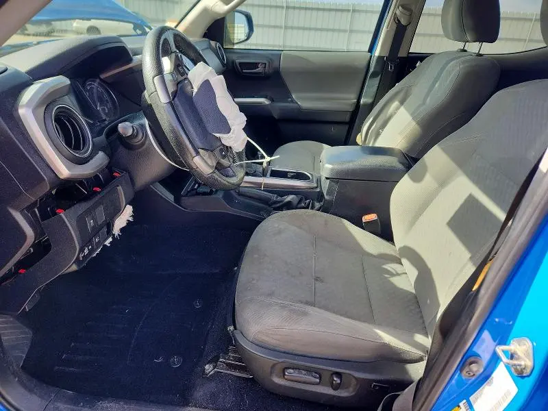 2020 TOYOTA TACOMA SR5 V6  