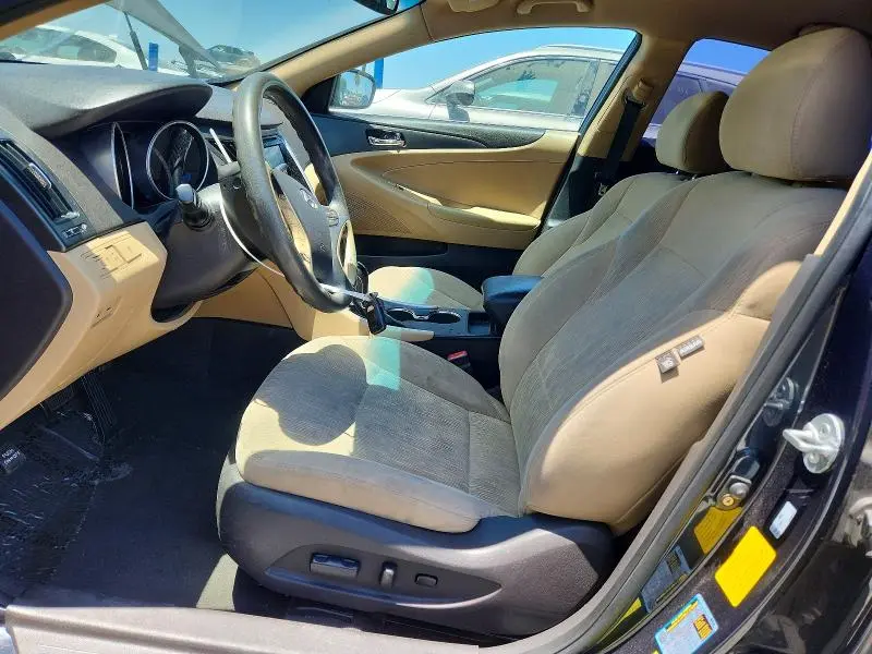 2011 HYUNDAI SONATA GLS  