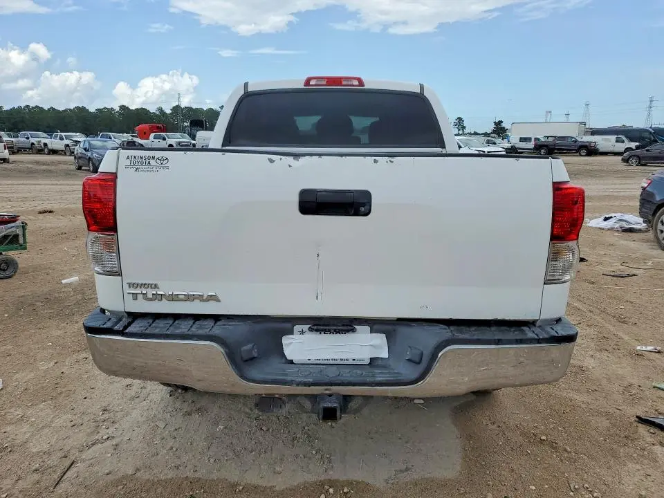 2010 TOYOTA TUNDRA   