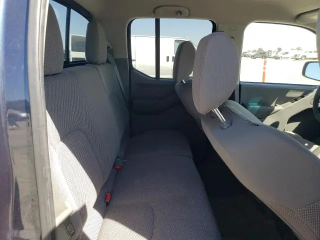 2016 NISSAN FRONTIER S