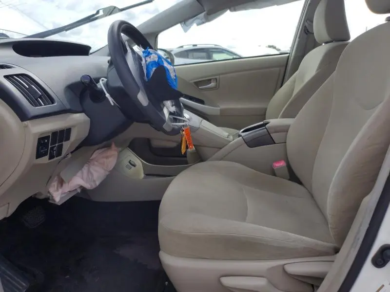 2013 TOYOTA PRIUS TWO  
