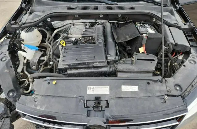 2016 VOLKSWAGEN JETTA SE  