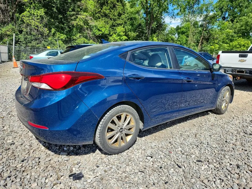 2014 HYUNDAI ELANTRA SE  