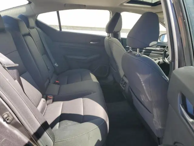 2019 NISSAN ALTIMA SV  