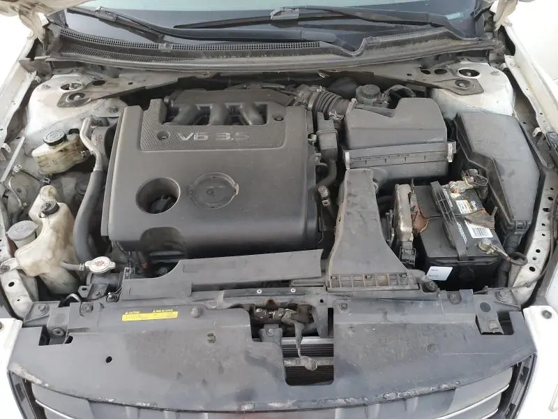 2011 NISSAN ALTIMA SR  