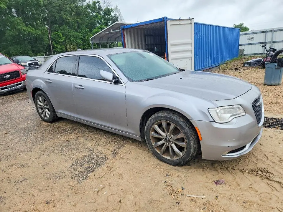 2015 CHRYSLER 300 LIMITED  