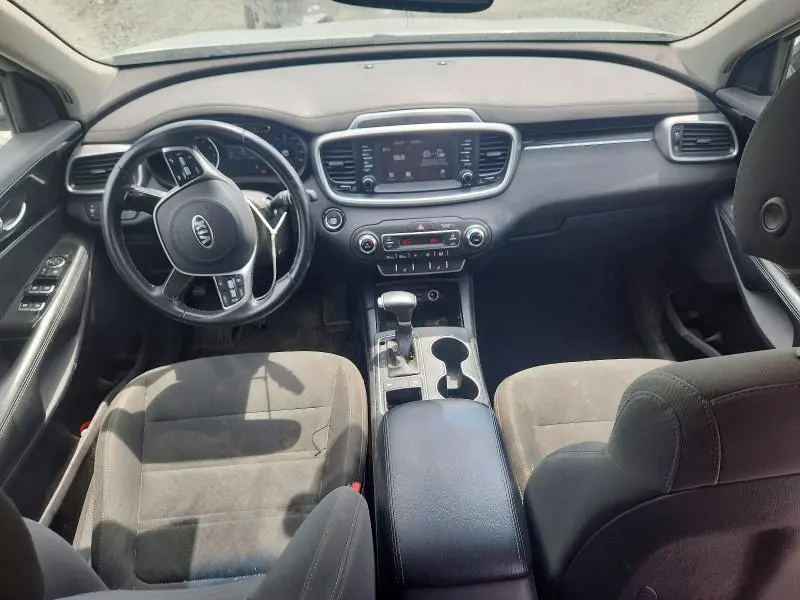 2020 KIA SORENTO S  