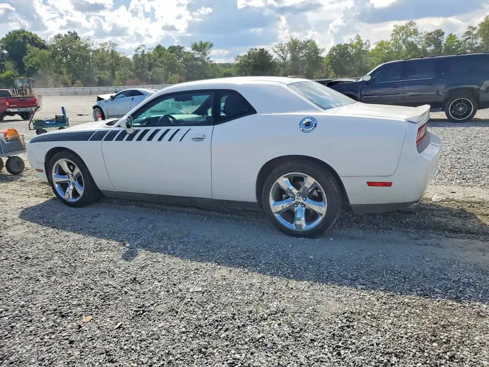 2013 DODGE CHALLENGER SXT  