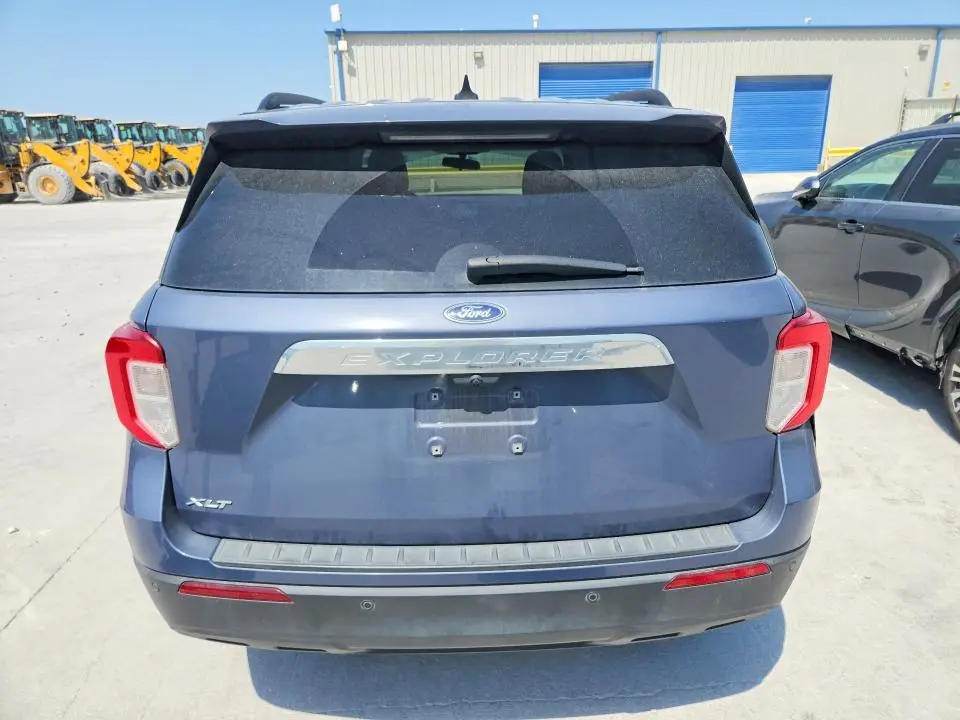 2021 FORD EXPLORER XLT  