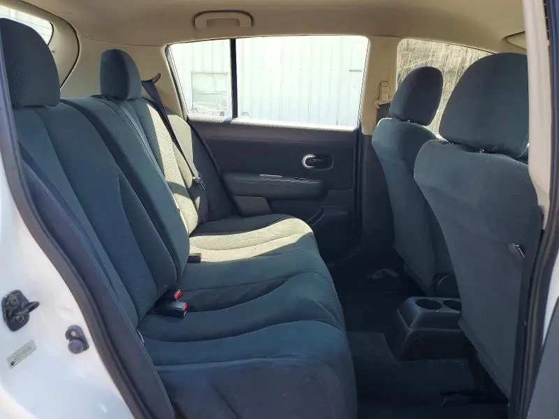 2012 NISSAN VERSA 1.8 S  