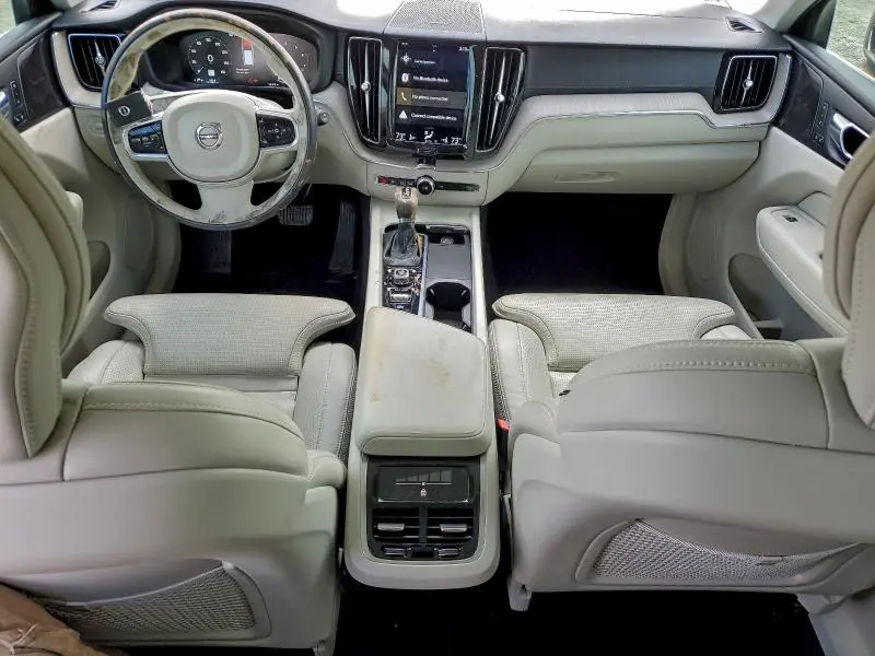 2021 VOLVO XC60 T5 INSCRIPTION  