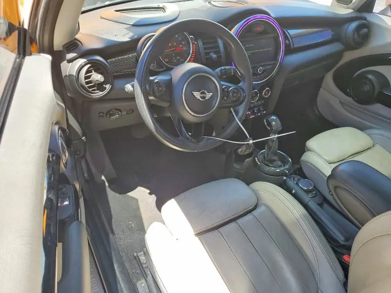 2017 MINI COOPER S  