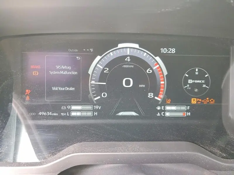 2023 TOYOTA TUNDRA PLATINUM  