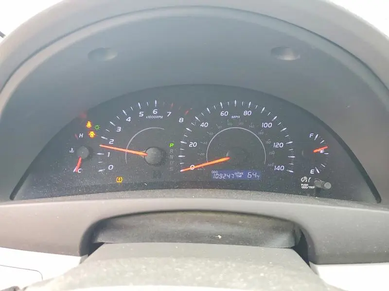 2011 TOYOTA CAMRY LE  