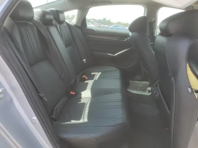 2021 HONDA ACCORD TOURING  