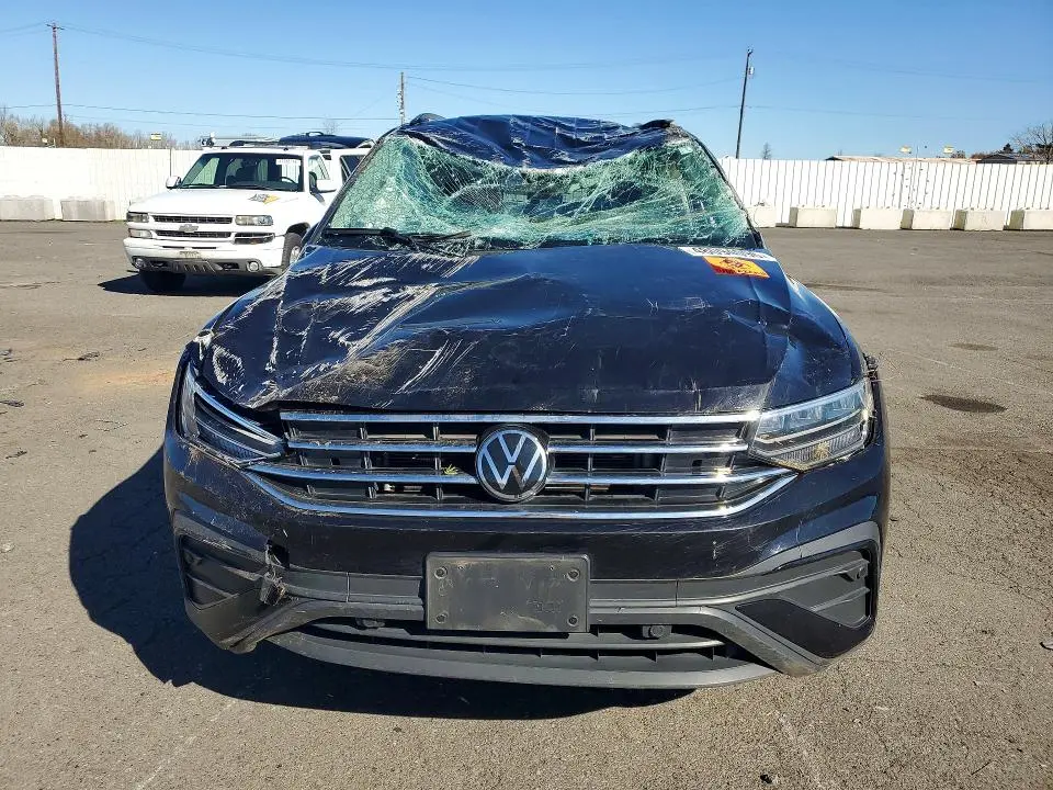 2022 VOLKSWAGEN TIGUAN S  