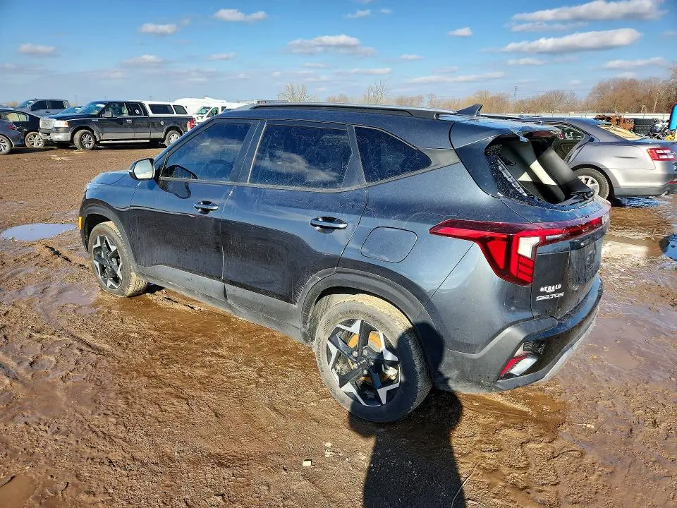 2025 KIA SELTOS S  
