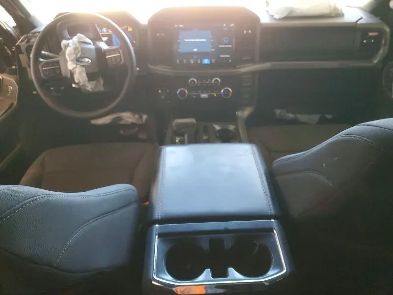 2025 FORD F150 XLT  