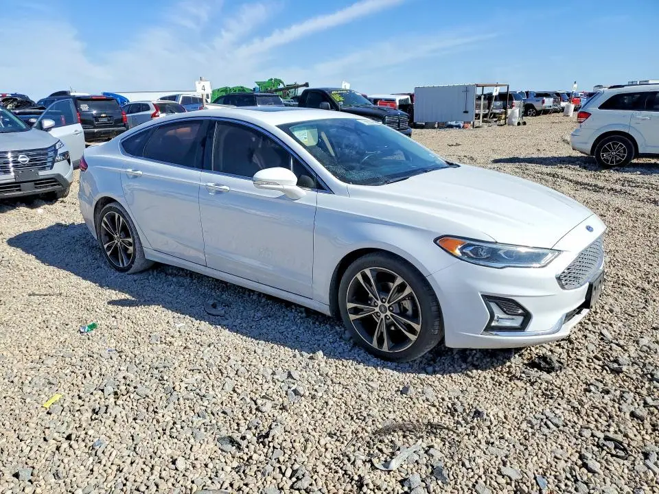 2019 FORD FUSION TITANIUM  