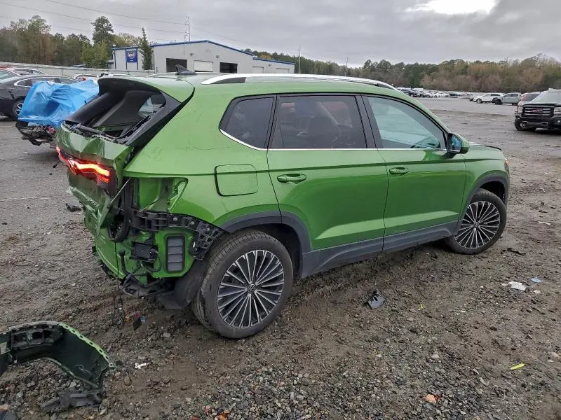 2025 VOLKSWAGEN TAOS SE  