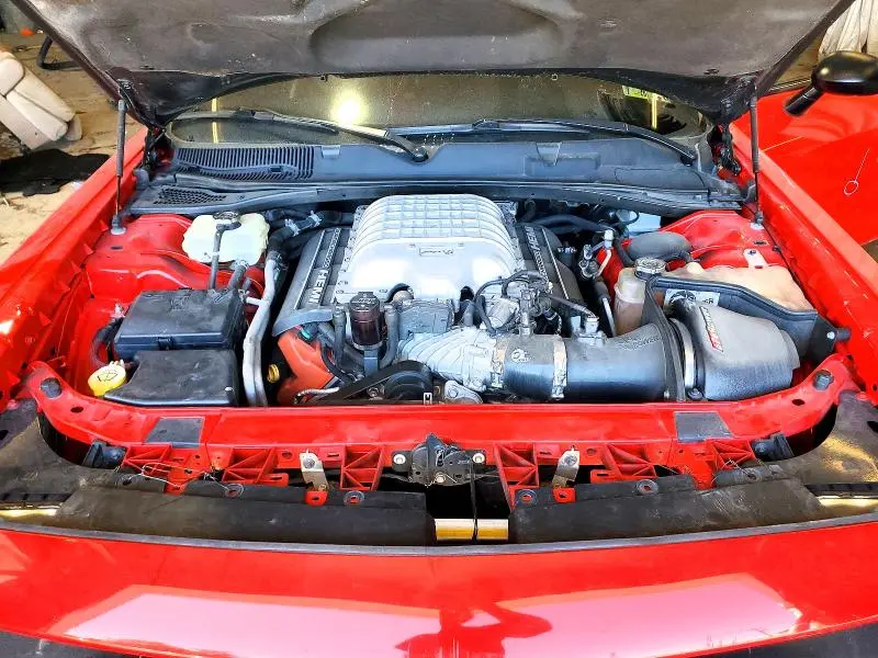 2016 DODGE CHALLENGER SRT HELLCAT  