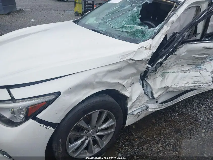 2017 INFINITI Q50 2.0T BASE