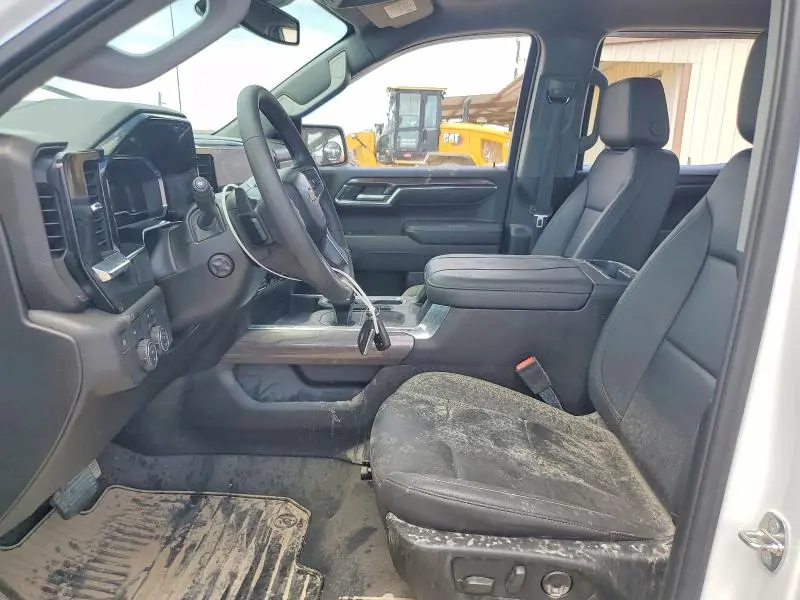 2024 CHEVROLET SILVERADO C1500 LTZ  