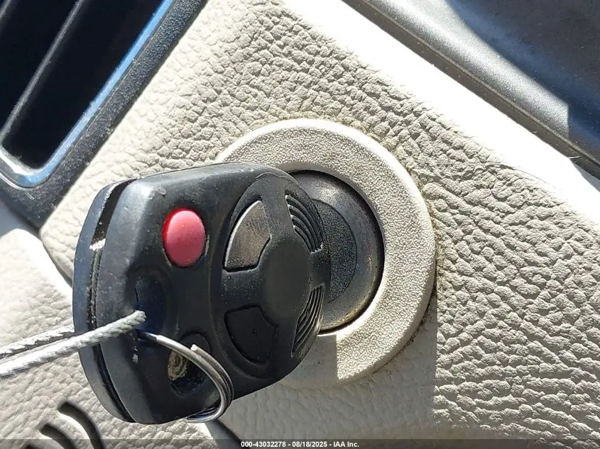 2011 FORD TAURUS SEL