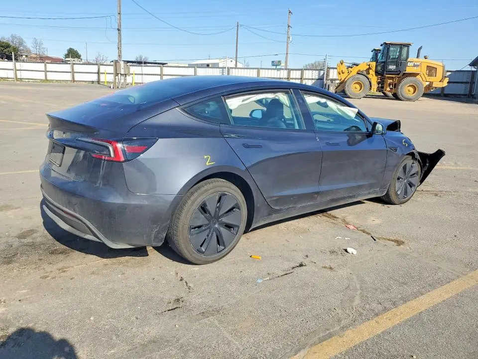 2025 TESLA MODEL 3   