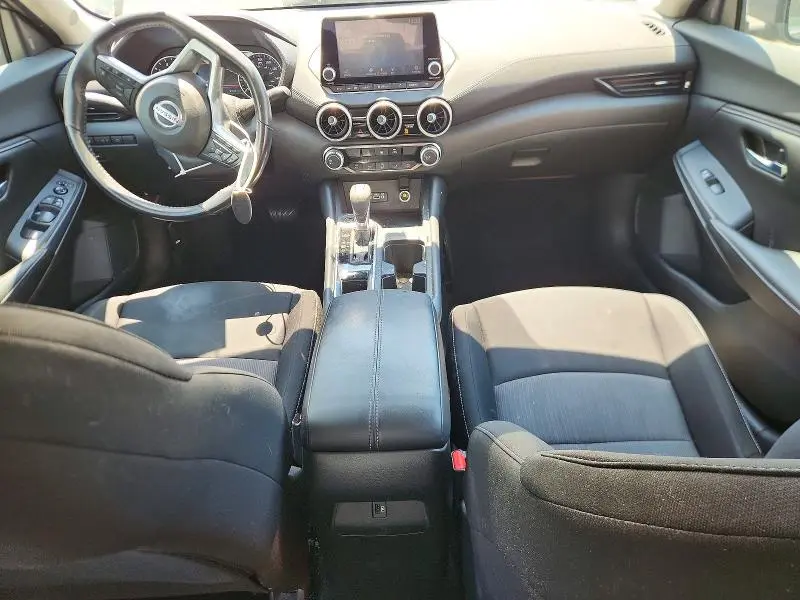 2022 NISSAN SENTRA SV  