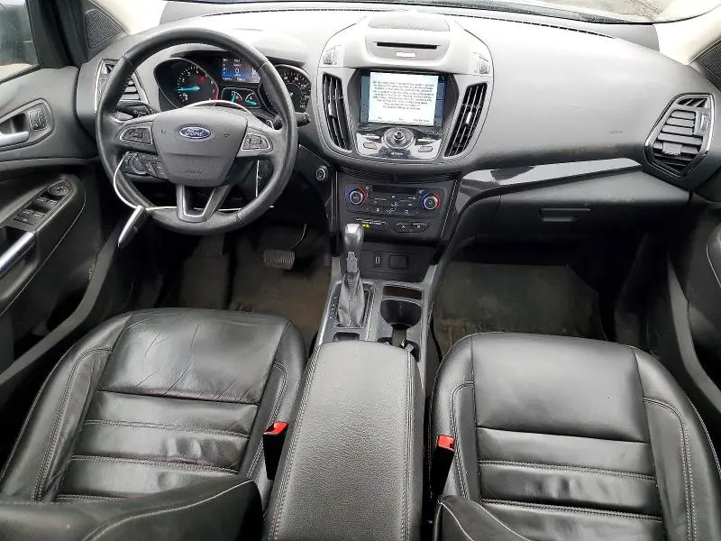 2017 FORD ESCAPE TITANIUM  