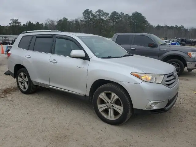 2013 TOYOTA HIGHLANDER LIMITED  