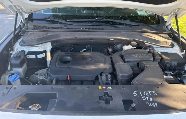 2019 HYUNDAI SANTA FE SE  