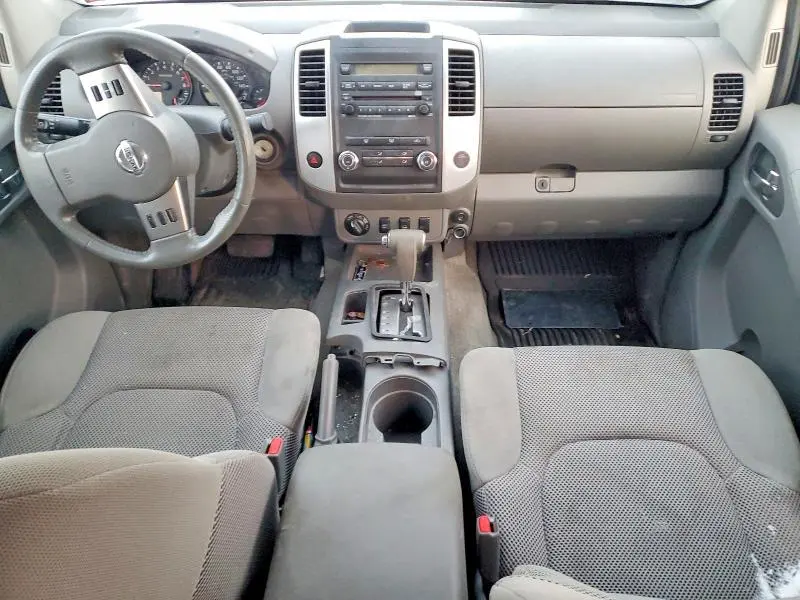 2011 NISSAN FRONTIER S  