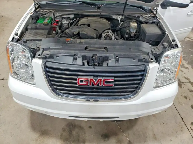 2013 GMC YUKON XL K1500 SLT  