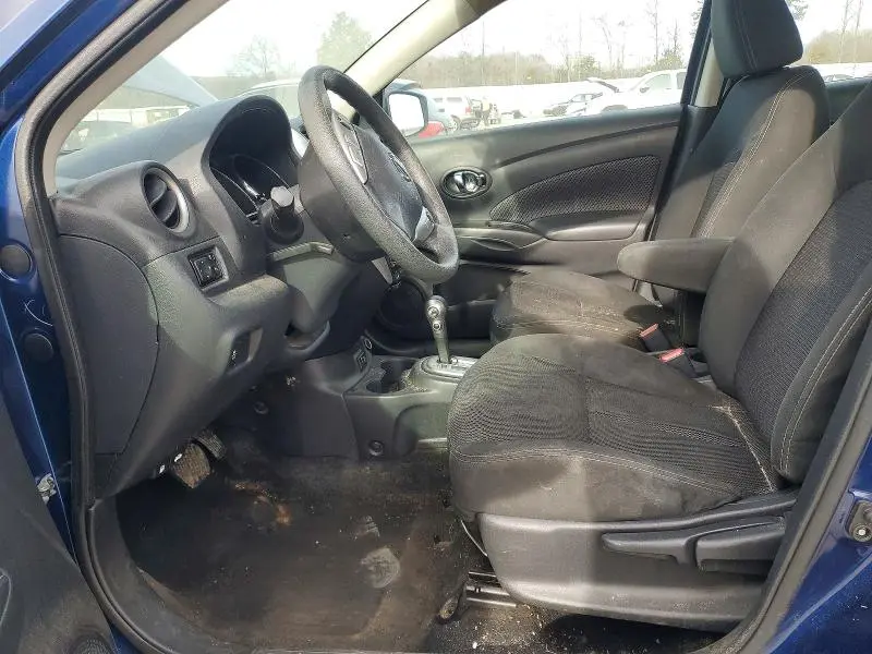 2018 NISSAN VERSA SV  