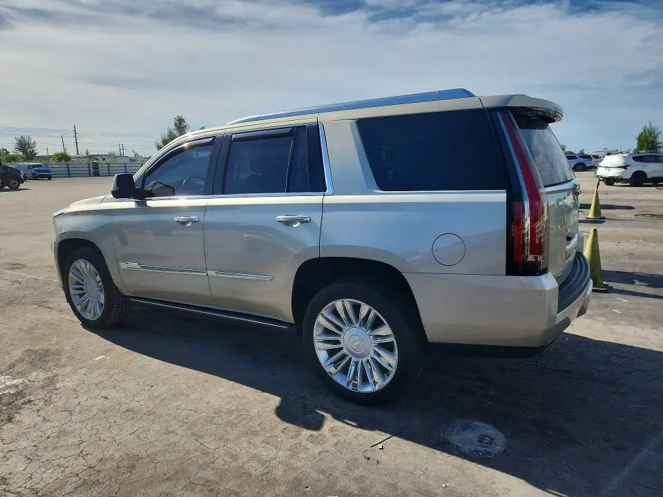 2016 CADILLAC ESCALADE PLATINUM  