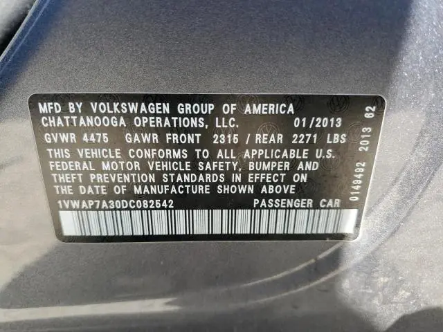 2013 VOLKSWAGEN PASSAT S  